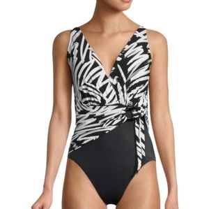 MagicSuit Sketchy Kaia No Wire All Over Slim Control One Piece Swimsuit Size: 14